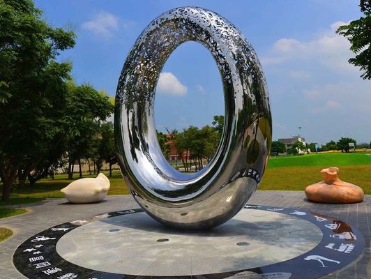 quality 316L Stainless Steel ngoài trời kim loại điêu khắc với gương bề mặt hoàn thiện và thiết kế trừu tượng factory